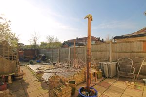 Photo 7- click for photo gallery